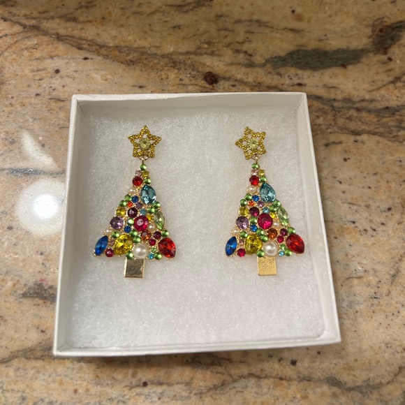 Sugarfix by Baublebar Festive Snowman & Christmas Tree earrings Set - Picture 9 of 10
